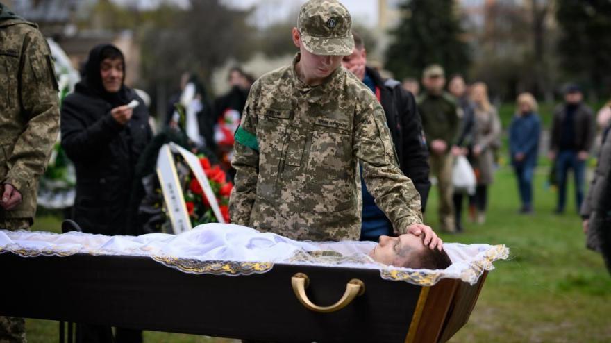 俄军深陷乌克兰,冲突背后的复杂因素与影响分析,俄乌冲突背后的复杂因素与影响分析,俄军深陷乌克兰局势分析