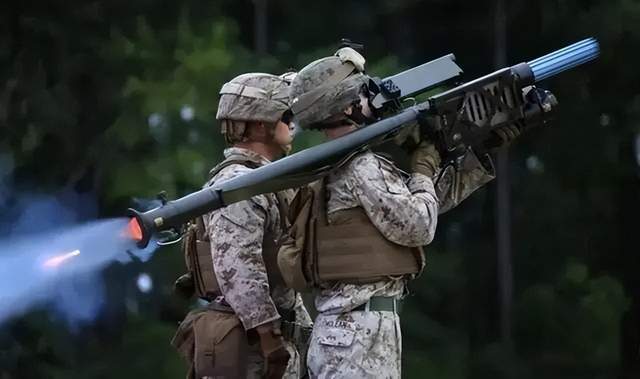 苏-35战斗机被毒刺导弹击落事件分析，苏-35战斗机遭毒刺导弹击落事件深度解析