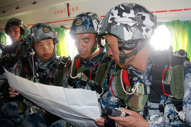 揭秘空降兵第十五军,一支怎样的部队?,揭秘,空降兵第十五军——神秘而强大的部队全貌