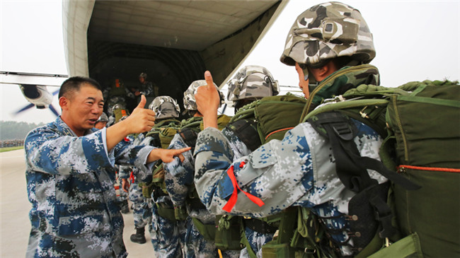 关于空降军第十五军四十五师的驻扎地点及其重要性,空降军第十五军四十五师驻扎地点与战略重要性解析