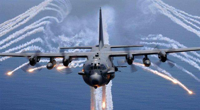 强5攻击机的续航时间与作战能力,深入解析,强5攻击机的续航能力与作战能力深度解析