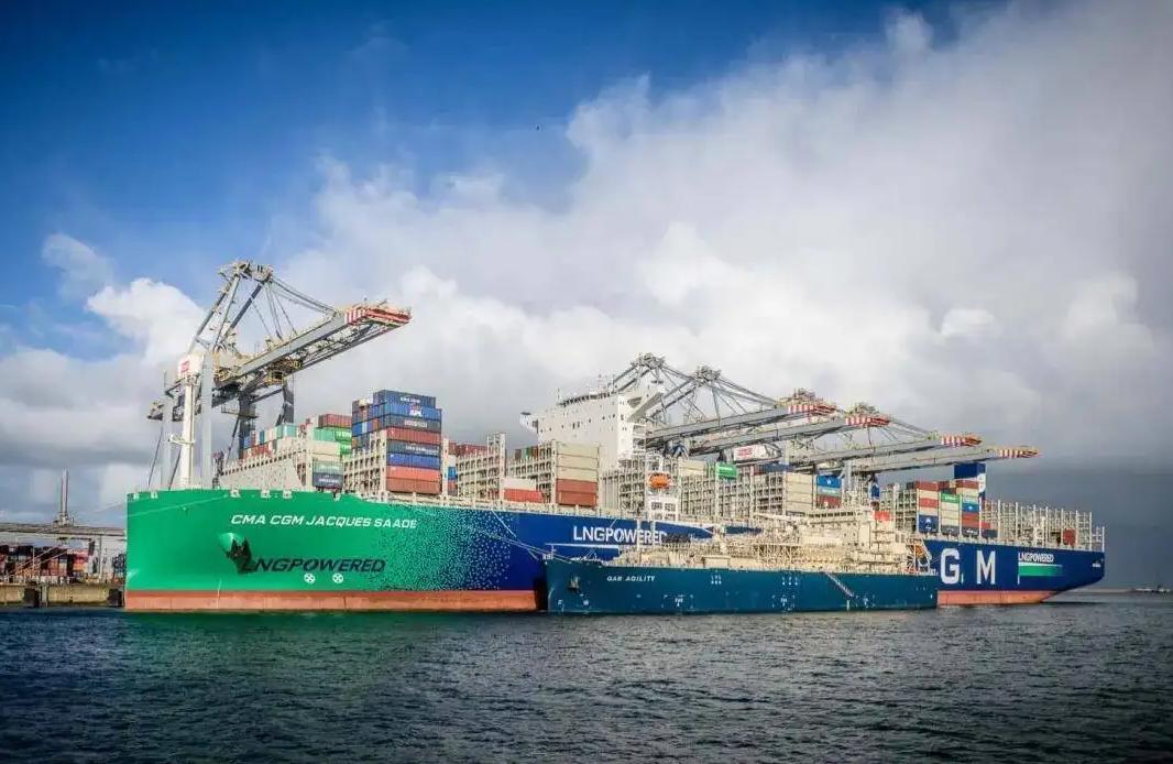 中国航母的最大最长尺寸,揭示海洋巨人的壮丽身影,中国航母的最大尺寸揭秘,海洋巨人的壮观身姿