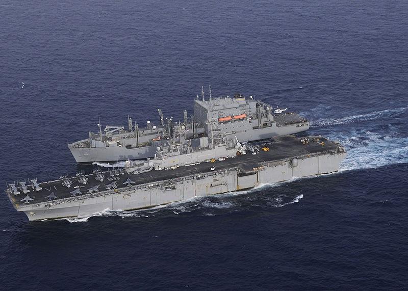 黄蜂级两栖攻击舰被烧事件深度解析，黄蜂级两栖攻击舰被烧事件全面解析