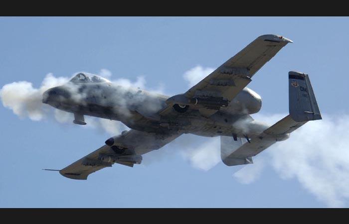 强5攻击机与武器系统，空中力量的锐利之剑，强5攻击机与武器系统，空中力量的锐利之剑解析