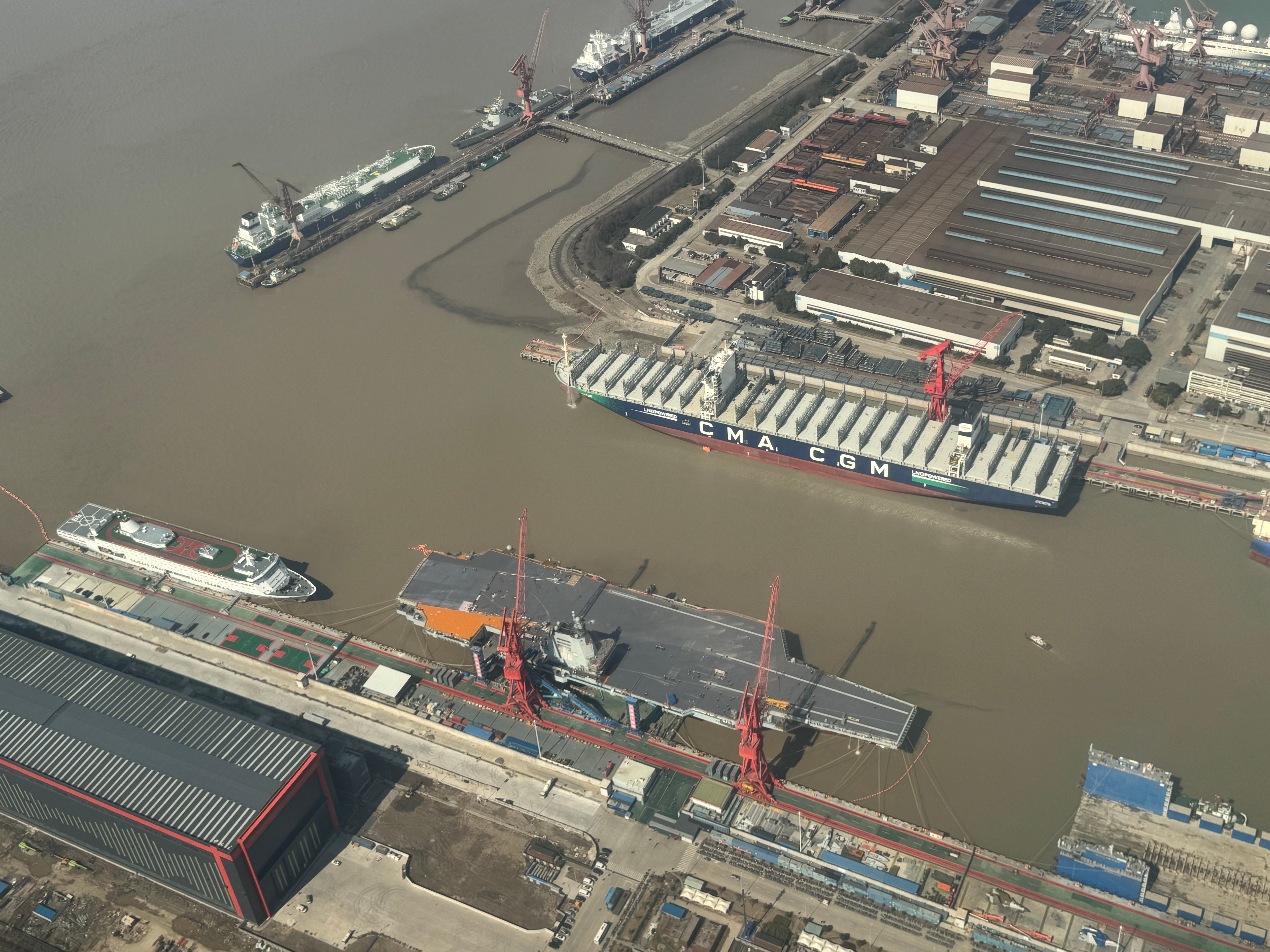 关于中国海军辽宁舰（003舰岛丑）的探讨，中国海军辽宁舰（003舰岛）深度探讨