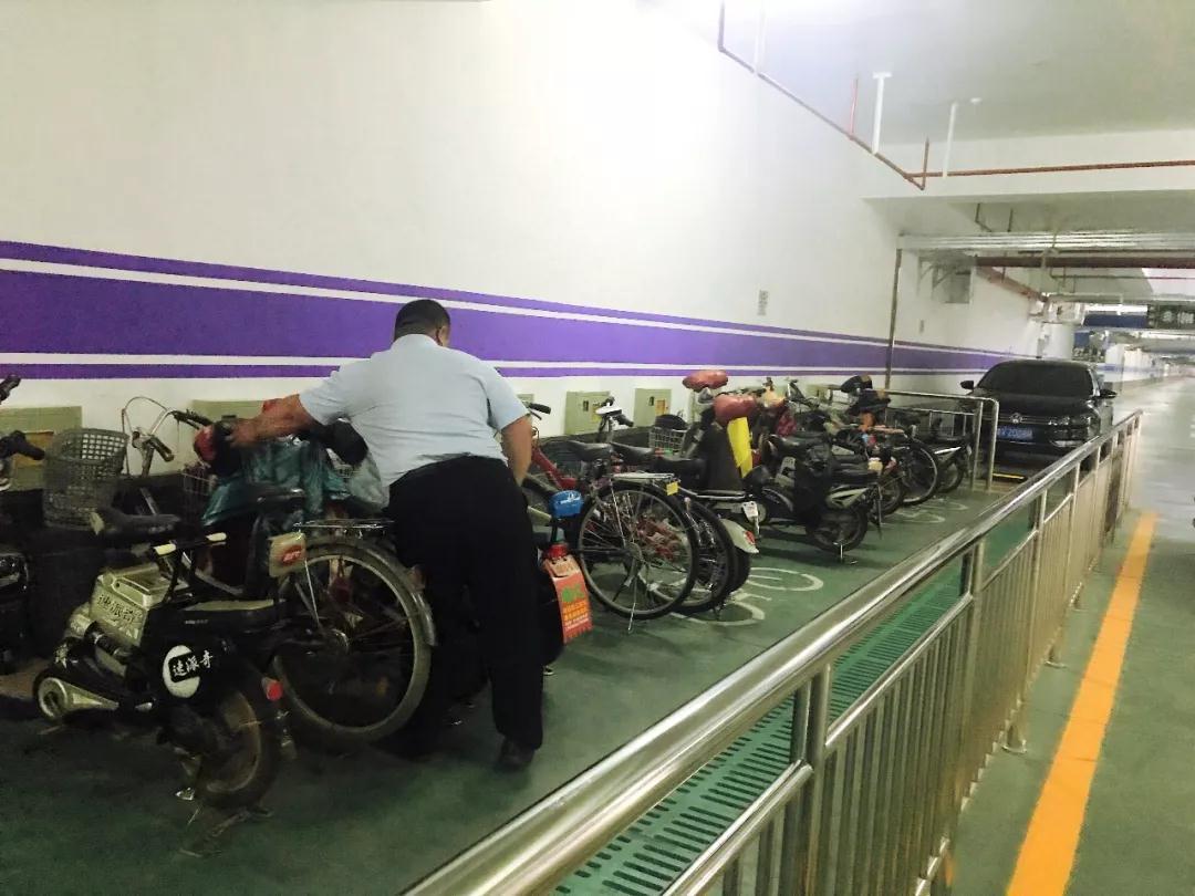 美国承认对东风-17束手无策,战略平衡的挑战与反思,美国对东风-17导弹束手无策,战略平衡的挑战与反思