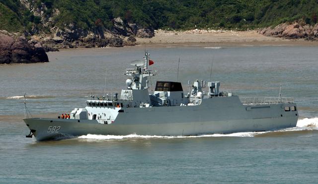 我想看一下中国海军，壮丽海防的骄傲与力量，中国海军，海防的骄傲与力量，展示国家荣耀与实力