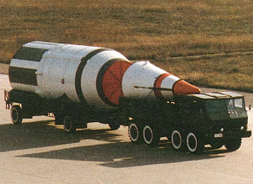 东风-4洲际弹道导弹，力量与智慧的结晶，东风-4洲际弹道导弹，力量与智慧的完美结晶