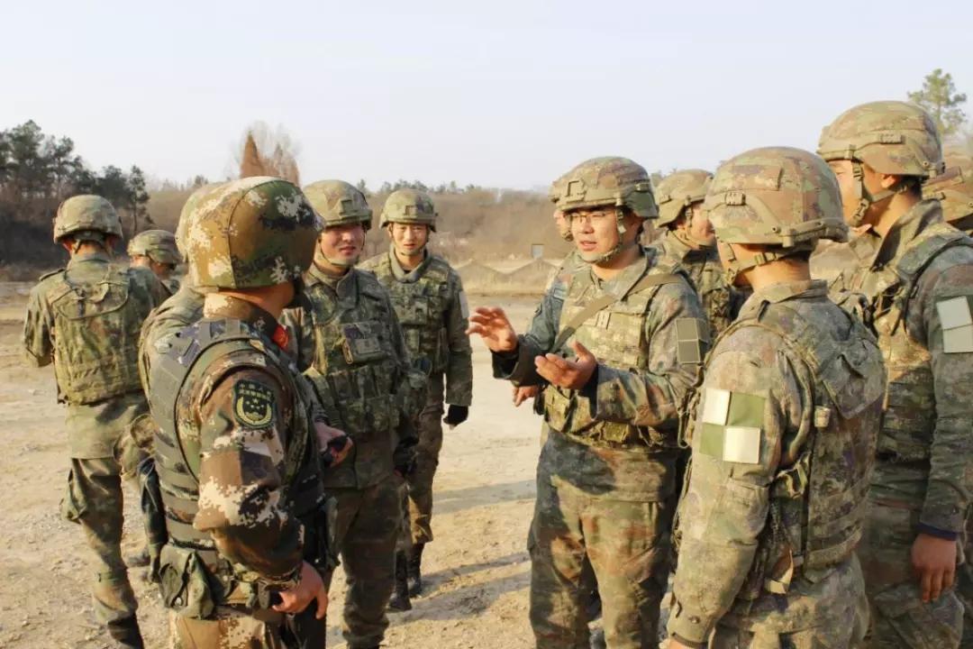 荣耀与力量 第6页