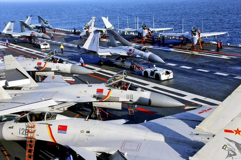 中国航空母舰辽宁舰图片，壮丽之躯，国之骄傲，中国航空母舰辽宁舰壮丽图片，国之骄傲的重器展示