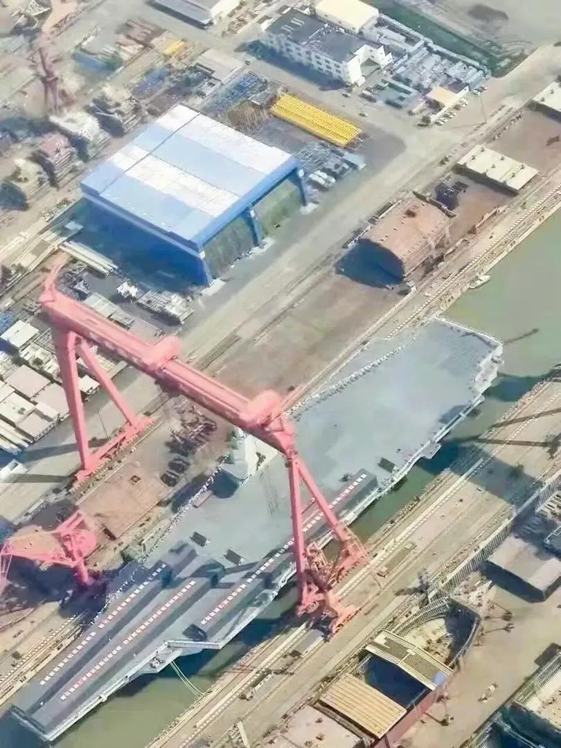 我国第三航母最新消息全面解析，我国第三航母最新动态全面解析