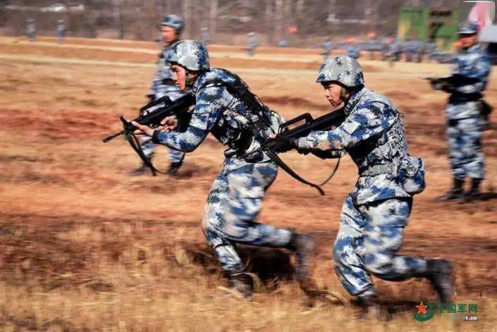 部队军装颜色分类及其象征意义,部队军装颜色分类与象征意义解析