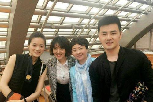 新闻发布遭遇突然卡壳，挑战与应对策略，新闻发布遭遇卡壳，挑战及应对策略