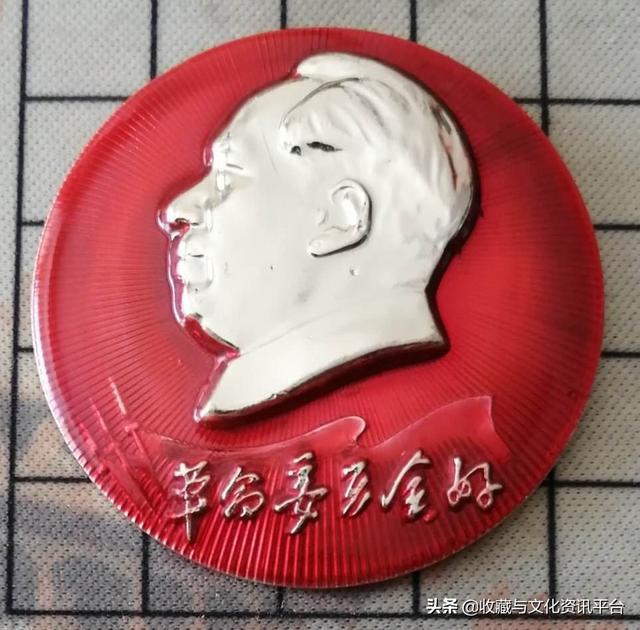 第13集团军臂章,荣耀与使命的象征,第13集团军臂章,荣耀与使命的徽章