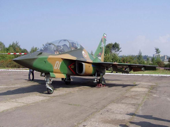 雅克-130教练机图片，探索航空教育的尖端技术，雅克-130教练机图片，航空教育尖端技术探索