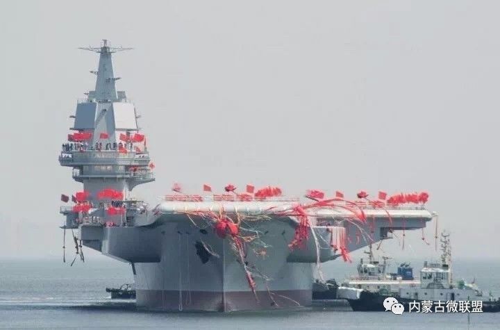 国产航母入列仪式观后感，荣耀与责任并存，国产航母入列仪式观后感，荣耀与责任同行