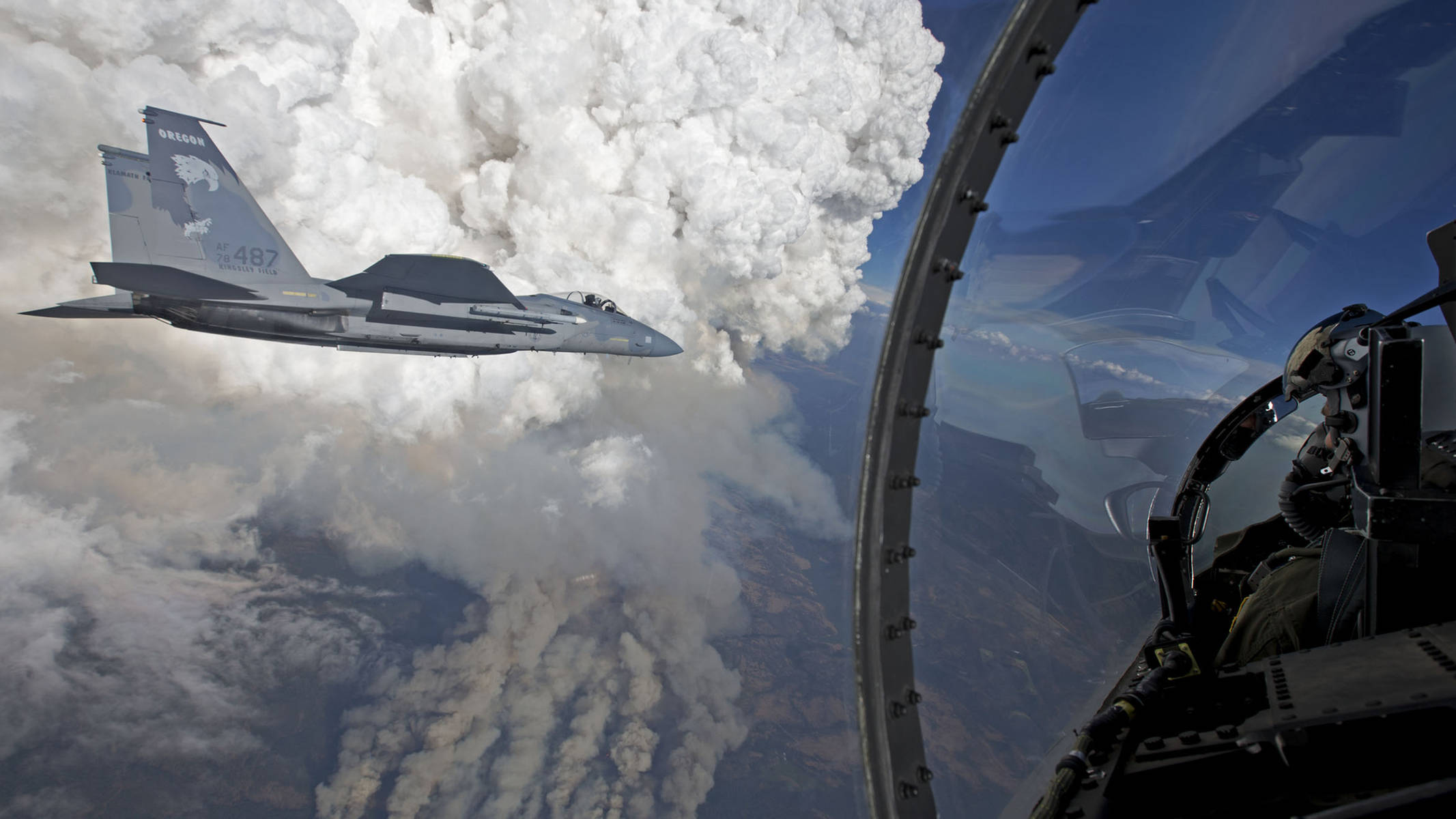 军事题材图片的魅力与影响,军事题材图片的魅力及其深远影响