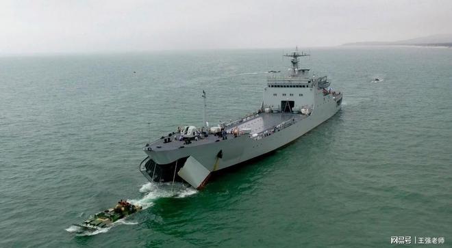 探索中国海军的骄傲，991登陆舰，中国海军骄傲之作，991登陆舰揭秘