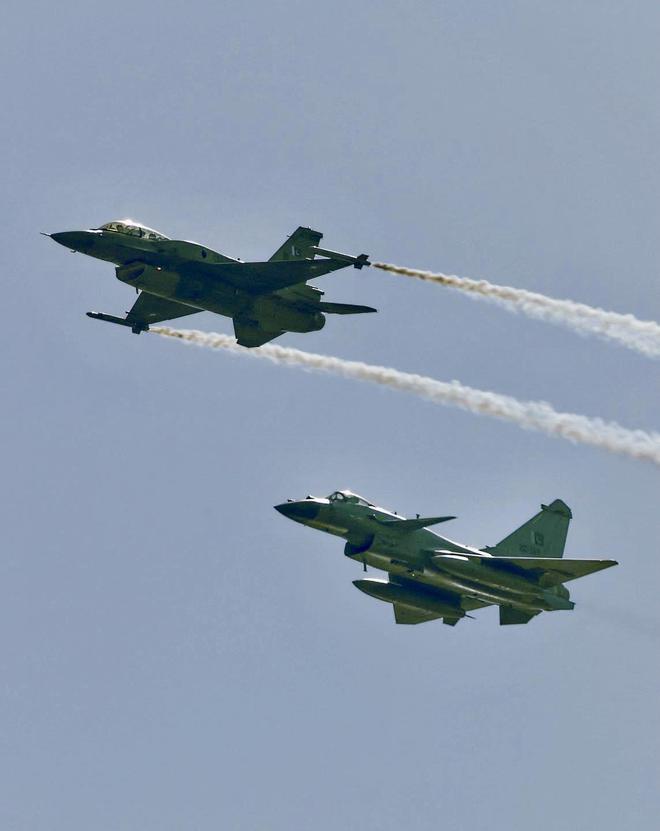 中巴联合军演，歼七、幻影与F-16的空中交汇，中巴联合军演，歼七、幻影与F-16的空中盛宴