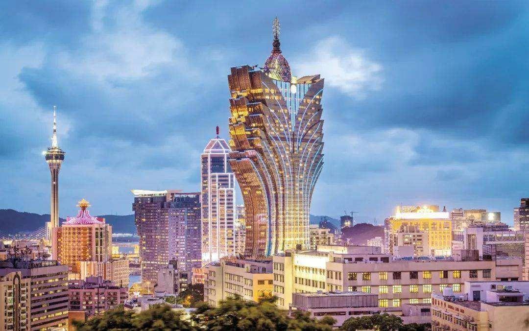 澳门天天彩期期精准,揭秘彩票背后的秘密策略与运气并存,澳门天天彩期期精准揭秘,彩票背后的策略与运气共存之道