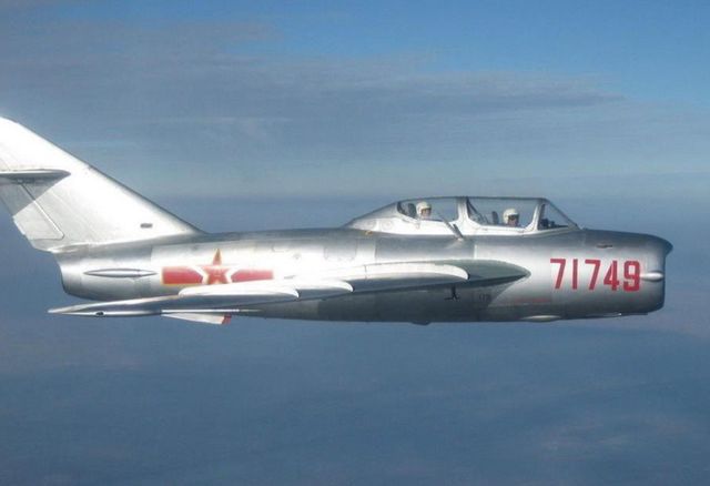 中国歼击机-Ⅱ,空中力量的璀璨明珠,中国歼击机-Ⅱ,空中力量的耀眼明珠