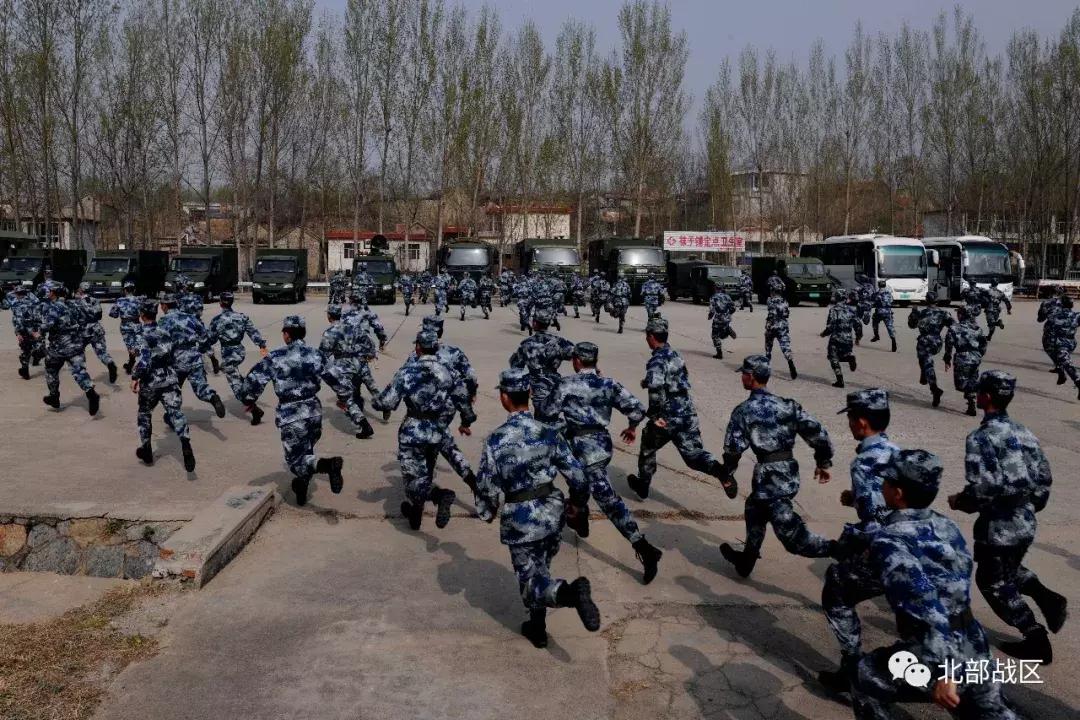 中国空军基地排行及其重要性，中国空军基地排名及其重要性解析