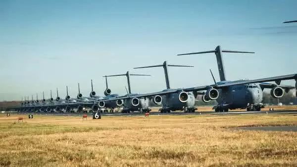 中国空军海军的成立时间及其深远影响，中国空军海军的成立及其深远影响分析