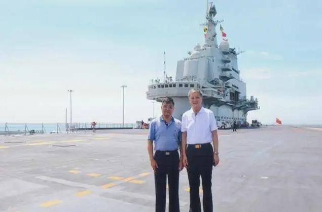 航天母舰与中国商人的交汇点,探索、合作与创新,航天母舰与中国商人的交汇点,探索、合作与创新之旅