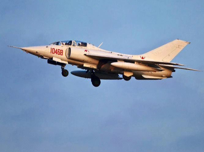 强5攻击机与狂飙1号，历史与技术的交汇，强5攻击机与狂飙1号，历史与技术的交融之旅