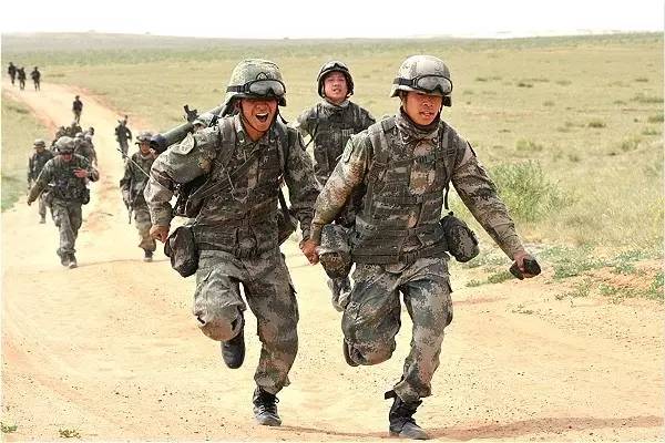 王宗玮当兵时的兵种探究,王宗玮当兵时的兵种揭秘