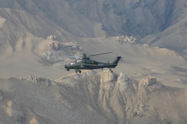 武直-10高原，空中力量的高原利刃，武直-10高原，高原利刃，空中力量的骄傲