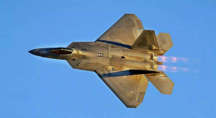 揭秘F-22战斗机价格,究竟多少钱?,揭秘F-22战斗机价格真相,究竟需要多少资金?