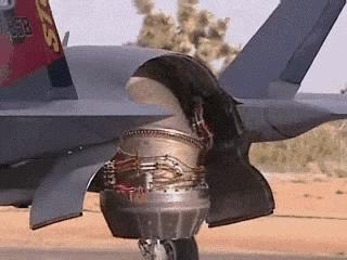 揭秘歼-18垂直起降战机,图片解析与未来展望,揭秘歼-18垂直起降战机,深度解析与未来展望(含图片)