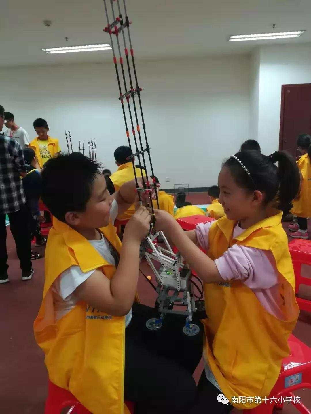 歼16战斗机航模,探索空中力量的缩影,歼16战斗机航模,空中力量缩影的探索