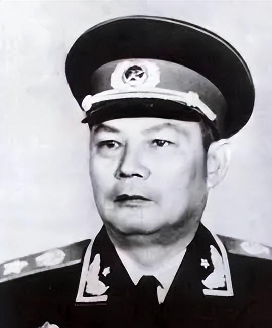 十大元帅打仗最少的是谁？历史的解读与反思，揭秘十大元帅中打仗最少的传奇人物，历史的解读与反思