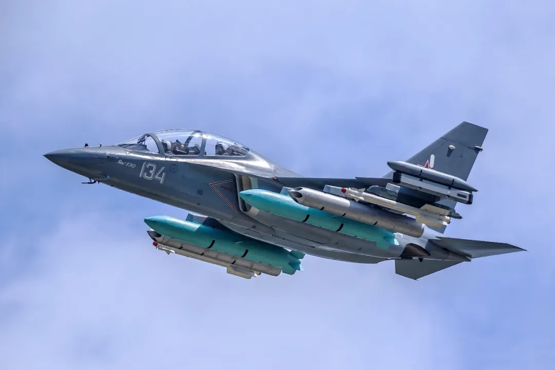 越南雅克130,探索与启示,越南雅克130,深度探索与启示