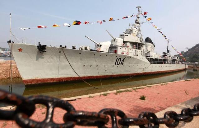 汕头退役军舰，历史的见证与未来的启示，汕头退役军舰，历史的见证与未来展望