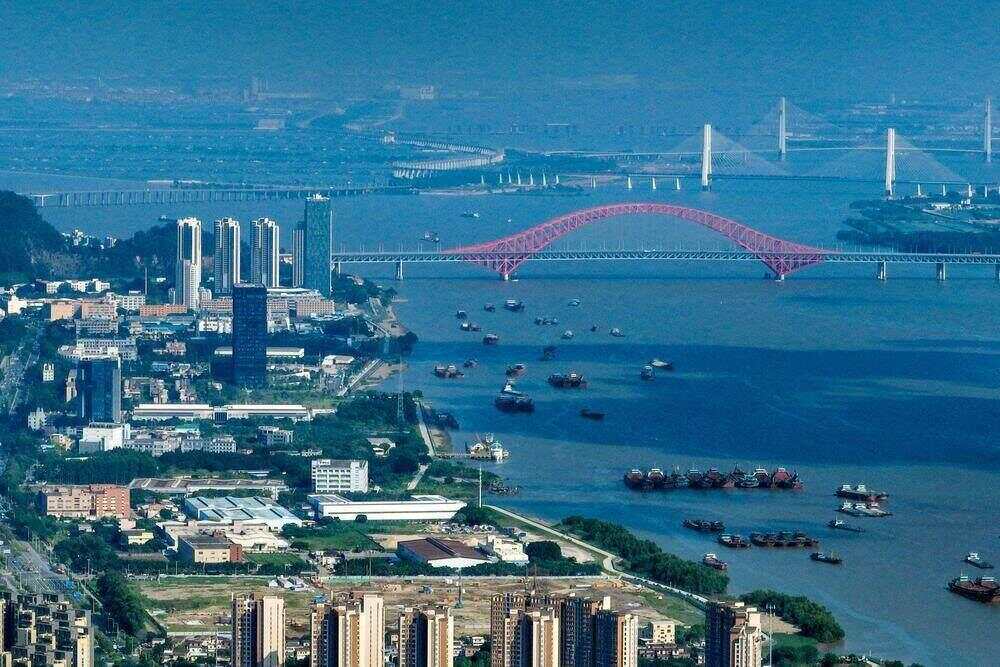 南沙群岛建设最新现状，南沙群岛建设最新进展概述