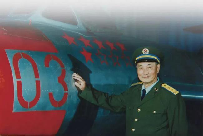 中国人民空军成立的时间及其深远影响，中国人民空军成立时间及其深远影响的探讨