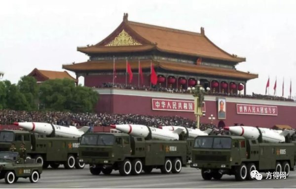 今天早上的阅兵仪式,壮丽雄壮,彰显国威,今日阅兵仪式,壮丽雄壮,尽显国威