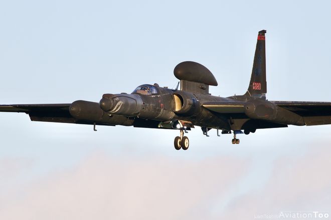 美国U-2战斗机,空中巨人的传奇故事,美国U-2战斗机,空中巨人的传奇之旅