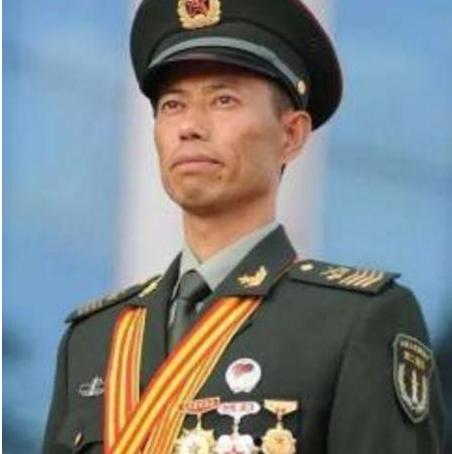 八一勋章王中心，荣耀与担当的象征，八一勋章，荣耀与担当的象征