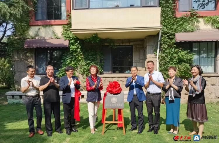 探索未来的澳门旅游，新澳门免费挂牌的机遇与挑战，澳门旅游未来探索，新机遇与挑战下的免费挂牌之旅