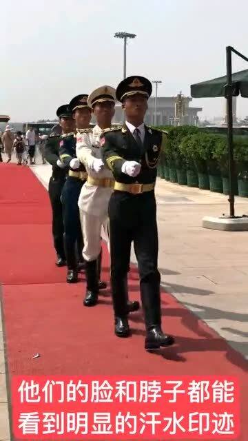 三军仪仗队中持刀者的荣耀职位——掌刀卫士,掌刀卫士,三军仪仗队中的荣耀职位