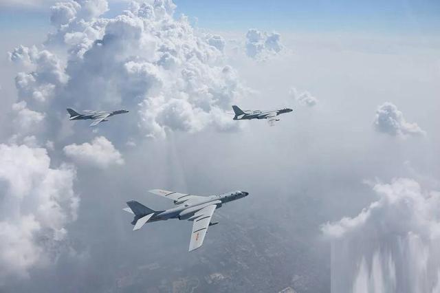 中国空军霸气图片高清，展现力量与荣耀的天空舞者，中国空军高清图片展现力量与荣耀，天空舞者之姿