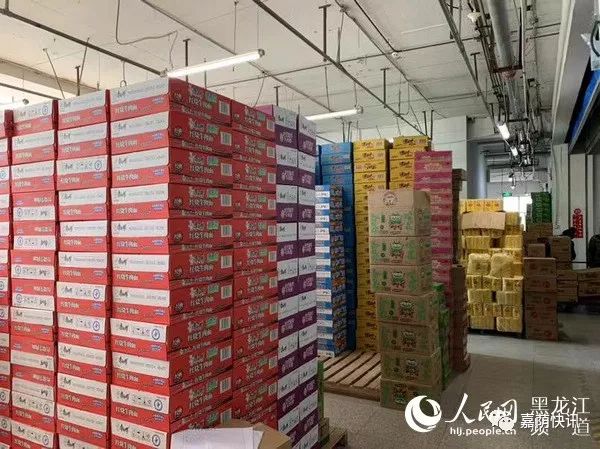 直-18货仓尺寸及其应用分析,直-18货仓尺寸详解及应用领域分析