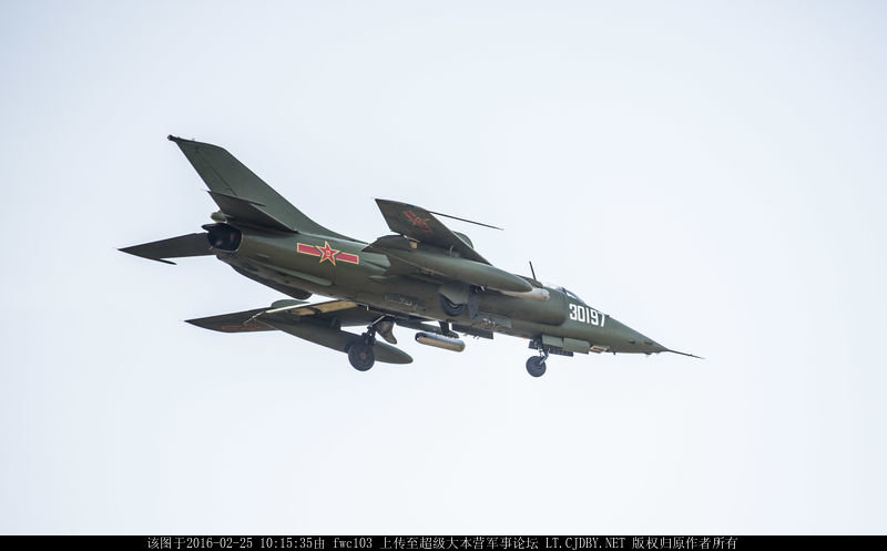 强5攻击机的机炮射速，速度与力量的完美结合，强5攻击机，速度与力量的展现——机炮射速揭秘