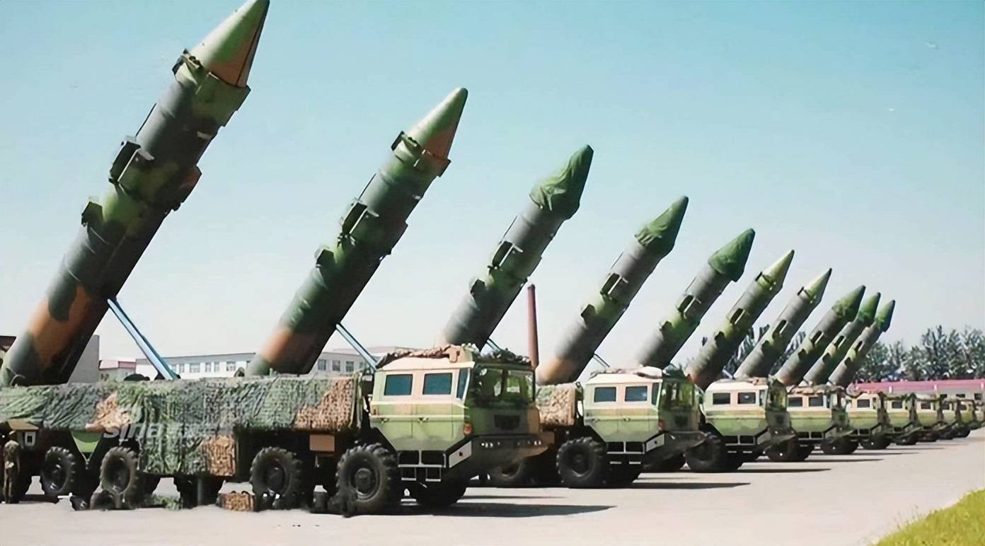 东风-21D反舰弹道导弹的弹道特性研究，东风-21D反舰弹道导弹的弹道特性深度解析