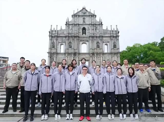 澳门一码一肖一待一中四