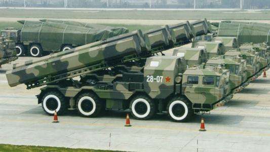 长剑-10潜射导弹，深海中的锐利锋芒，深海利剑，长剑-10潜射导弹的锐利锋芒